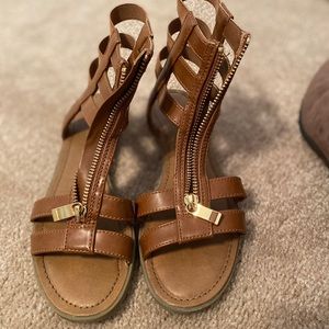 Summery sandals 🌞